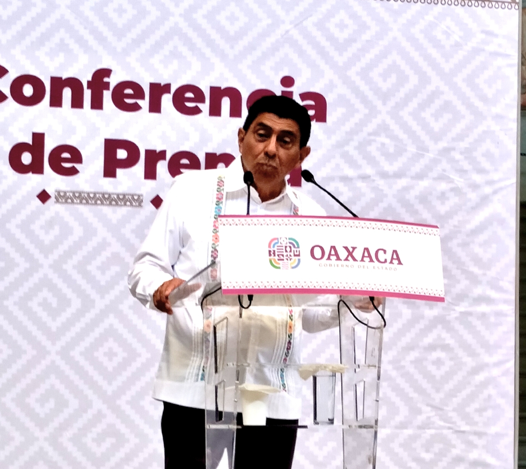 Gobernador Salomón Jara propondrá iniciativa para prohibir nombres de políticos en calles de Oaxaca